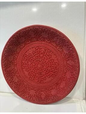 Collectible Chinese red cinnabar lacquerware plate